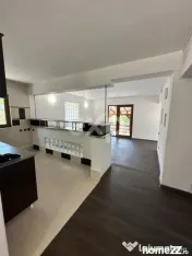 Reședință deosebită 5 Camere | 200 mp Utili | 1.438 mp T 