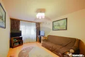 Apartament cu 3 camere de vânzare, în zona Dragoș Vodă