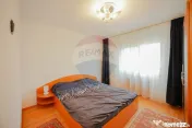Apartament cu 3 camere de vânzare, în zona Dragoș Vodă