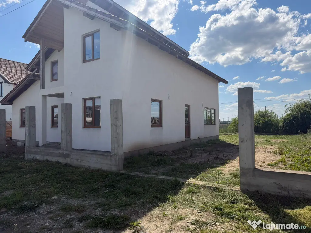 Casa noua Vila Mandruloc / Arad