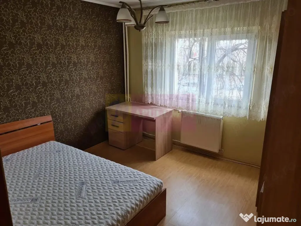 Vanzare apartament 3 camere zona Vitan-Mall