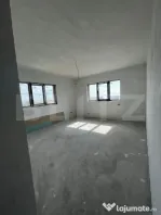 Casa de vanzare, 500 mp, zona Sendreni