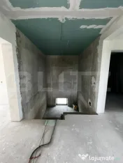Casa de vanzare, 500 mp, zona Sendreni