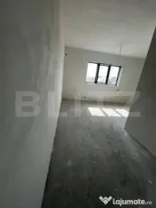 Casa de vanzare, 500 mp, zona Sendreni