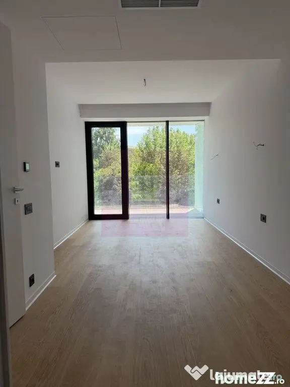 Apartament 4 camere ONE LAKE CLUB , LUX