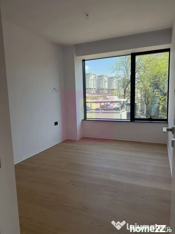 Apartament 4 camere ONE LAKE CLUB , LUX