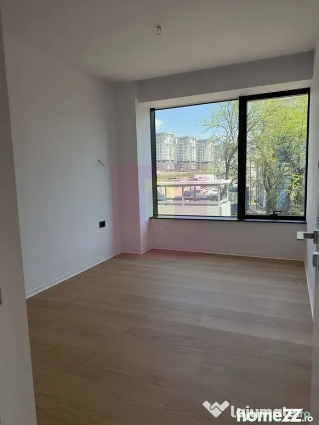 Apartament 4 camere ONE LAKE CLUB , LUX