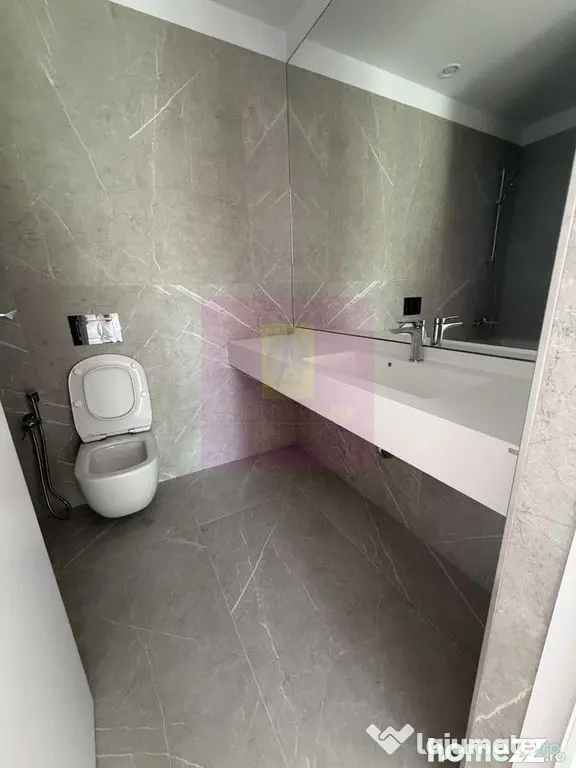 Apartament 4 camere ONE LAKE CLUB , LUX