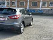 Nissan Qashqai 2 WD*benzina*navigatie*factura+fiscal*nr.rosii*af.2015 