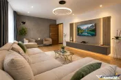 Lux, decomandat, balcon, loc parcare, Cosmopolit, Brasov