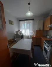 Apartament 3 Camere spațios, bucătărie mare, 65 mp, Etaj 