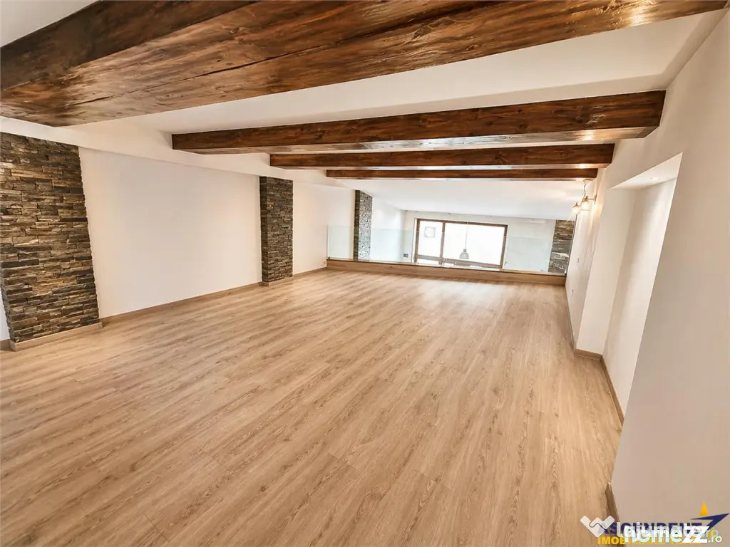 Locatia care iti valorifica businessul: Spatiu comercial lan