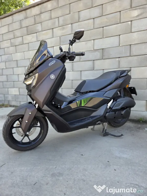 Yamaha NMAX TECH MAX 125CC - 2025