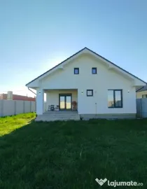 Vând casă nouă Santandrei