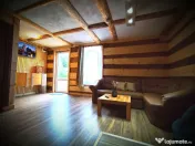 Cabana de închiriat 400 lei toată proprietatea 