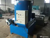 Masina de brichetat rumegus si alte deseuri lemnoase MB-5 