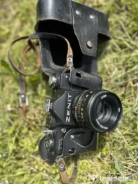 Kit camere Zenit TTL + Certo Certina + Lomo Smena 8M + 2 obiective + 2 flashuri 