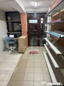 Spatiu comercial, 12 mp, zona Girocului