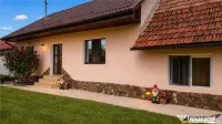 Farmecul unei case sasesti,1.500mp domeniu propriu,fantana,P 