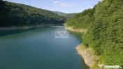 Teren intravilan | Malul lacului | Teșila – Valea Doft...