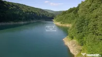 Teren intravilan | Malul lacului | Teșila – Valea Doft...