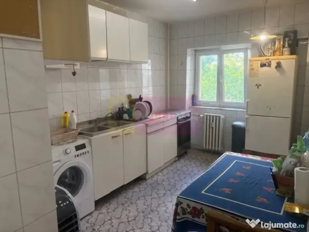 Apartament 3 camere Vergului- Parcul Morarilor.