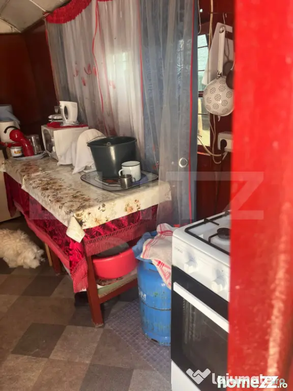 Casa 2 camere, 3.548mp, zona Tataresti