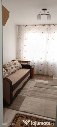 Garsoniera de închiriat
