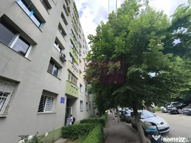 Apartament 3 camere Decomandat Confort 1 în Colentina- M...
