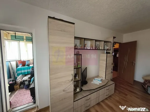 Apartament 3 camere Decomandat Confort 1 în Colentina- M...