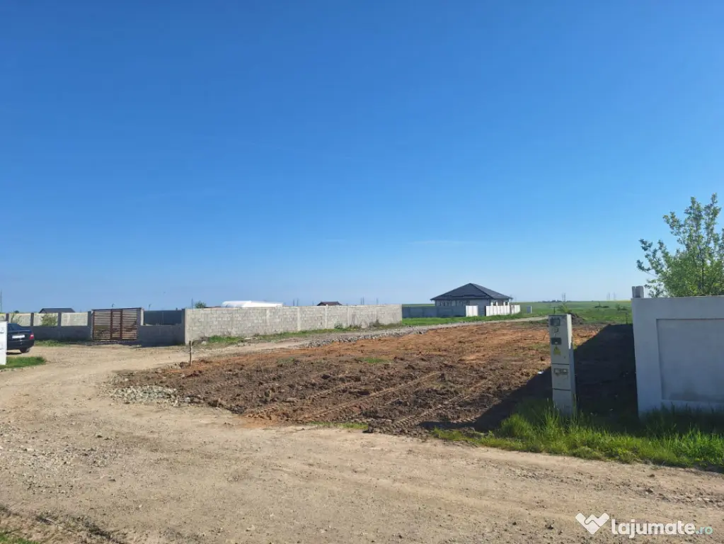 Teren intravilan 502 mp – ideal construcție sau investiț