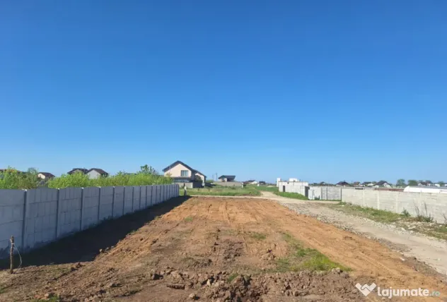 Teren intravilan 502 mp – ideal construcție sau investiț