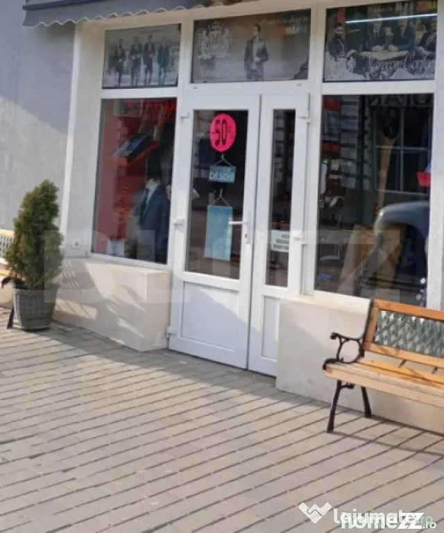 Spatiu comercial, 35 mp, zona Central - Vatra Dornei - Vatra Dornei (Suceava)