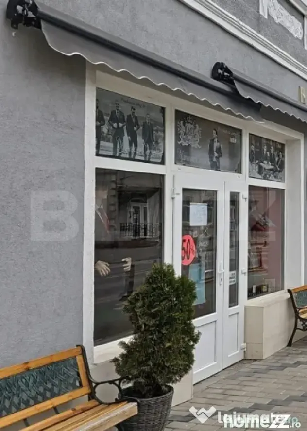 Spatiu comercial, 35 mp, zona Central - Vatra Dornei - Vatra Dornei (Suceava)