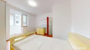 De închiriat: apartament 4 camere pe 2 nivele