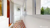 De închiriat: apartament 4 camere pe 2 nivele