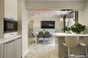 Apartament spectaculos de vanzare: 4 camere, 2 băi, zona... 