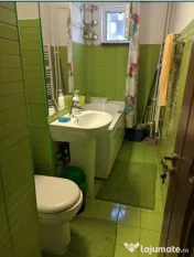 Închiriez apartament 