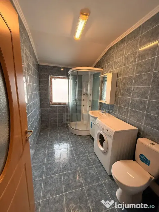 Apartament 2 camere decomandat,zona Centrala