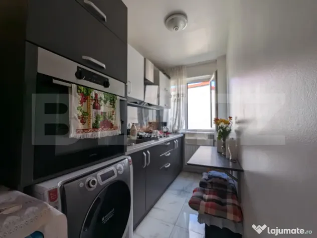 Apartament în Velenta, mobilat, utilat, instalații schimba