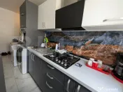 Apartament în Velenta, mobilat, utilat, instalații schimba 