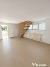 Apartament 50.3 mp cu scară interioară, parcare și boxă 