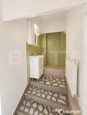 Apartament 50.3 mp cu scară interioară, parcare și boxă 