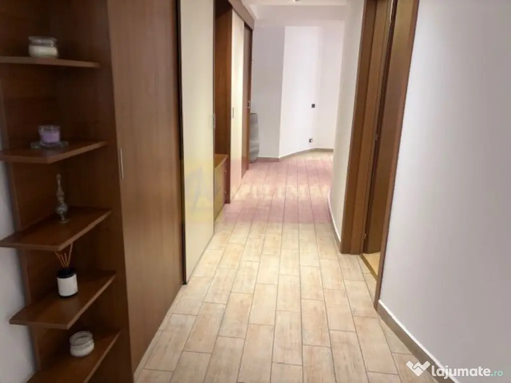 Apartament Bd Aviatorilor- Piata Charles De Gaulle.