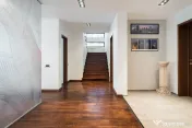 IANCU NICOLAE - COMPLEX TRAIAN, VILA 400 MP TOTAL, LOT 750 M 