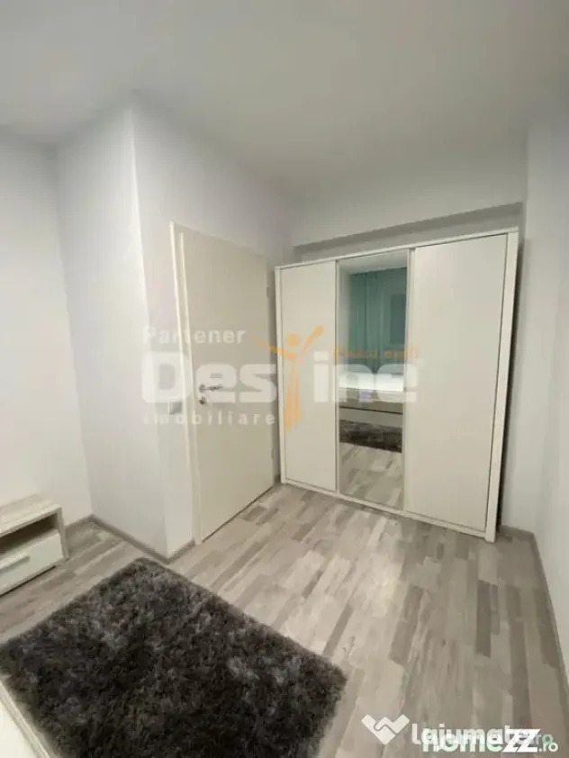 Apartament cu 3 camere, loc de parcare si boxa, balcon, situ