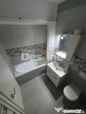 Apartament cu 3 camere, loc de parcare si boxa, balcon, situ 