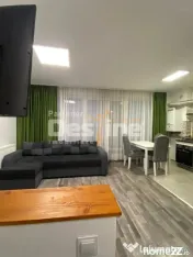 Apartament cu 3 camere, loc de parcare si boxa, balcon, situ 
