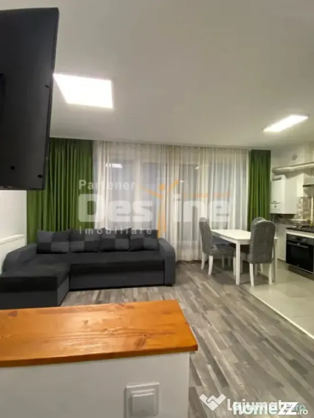 Apartament cu 3 camere, loc de parcare si boxa, balcon, situ