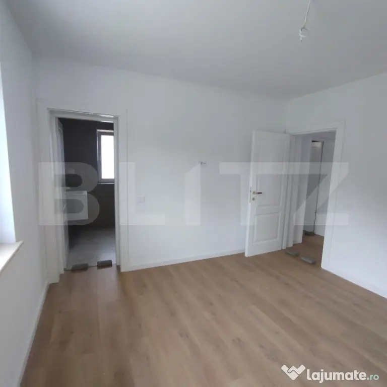 Casă parter, 112 mp, panoramă spre oraș, toate utilităț